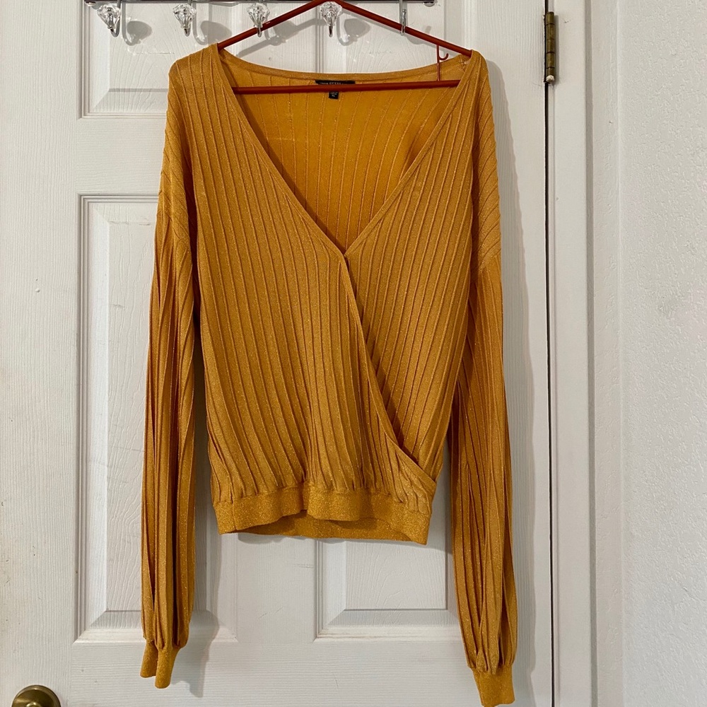 Guess Gold Top